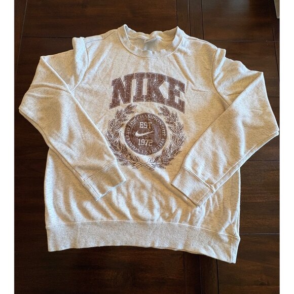Nike Grey Sweatshirt Collegiate Ladies M Crewneck Cotton Casual Athletic Top - Picture 1 of 7